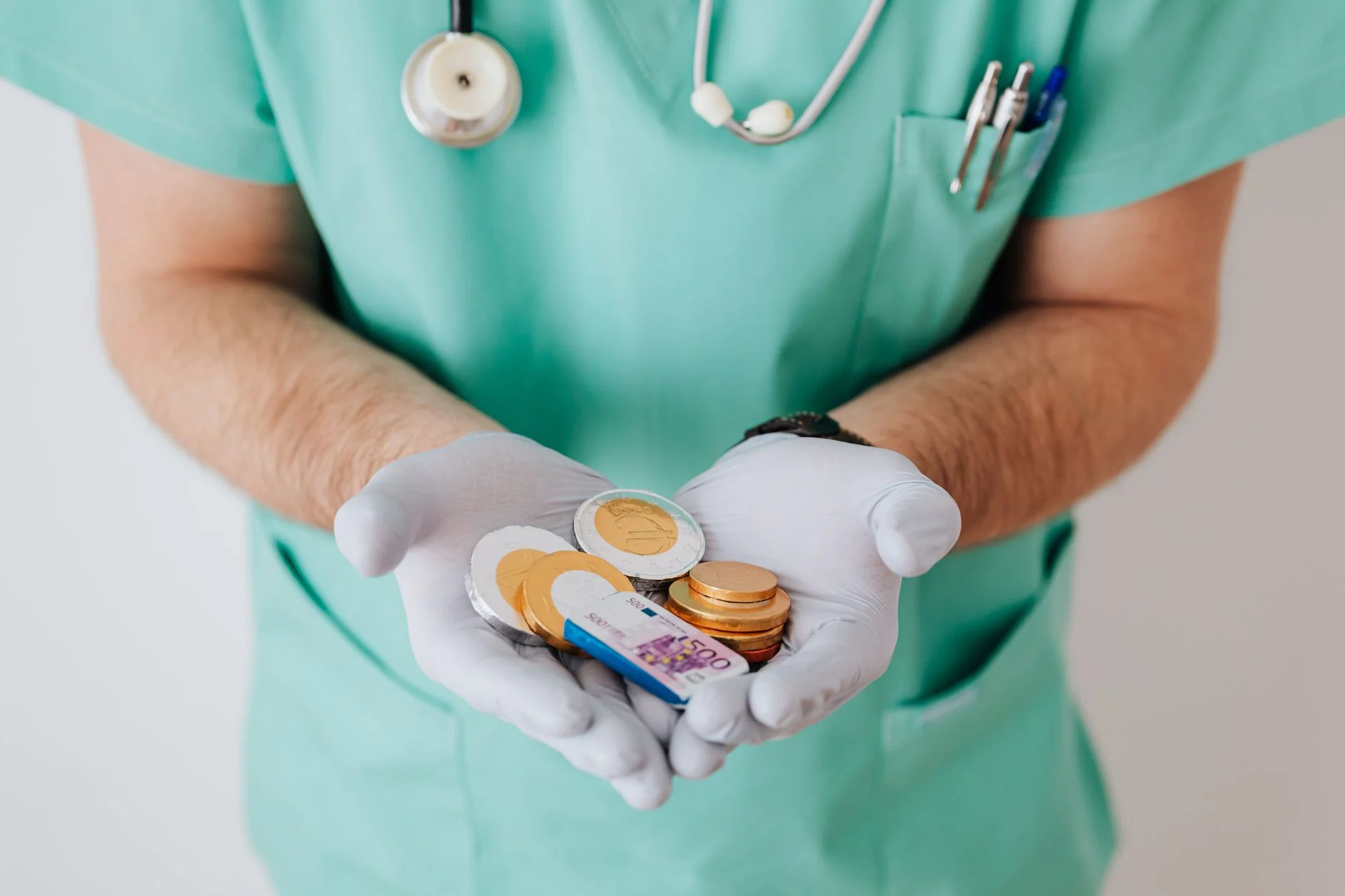 Financial assistance programs are available for uninsured emergency appendectomy patients