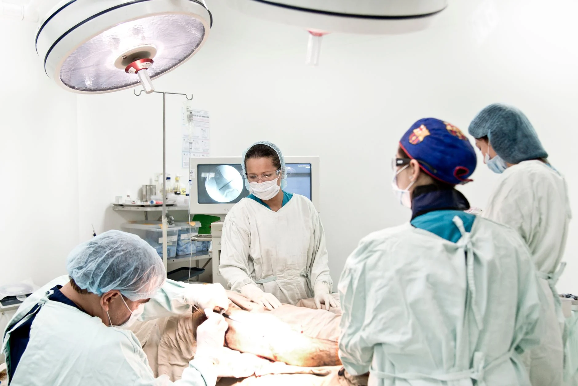 Laparoscopic cholecystectomy is the standard definitive treatment for recurrent gallbladder attacks